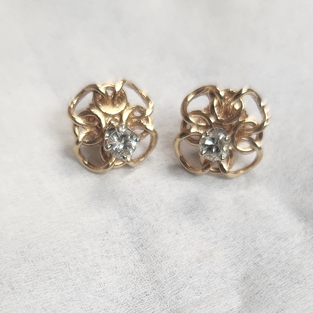 14k NATURAL DIAMOND EARRINGS